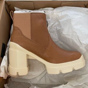 Sorel Women’s Caribou X Waterproof Leather Heeled Chelsea Boots